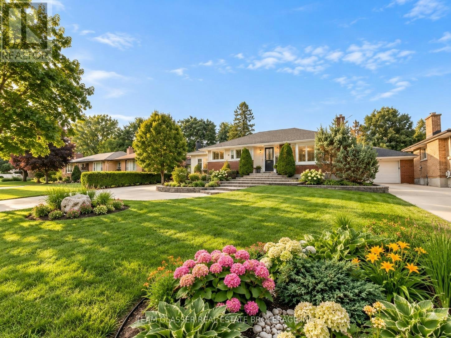 2-173 Base Line Road W, London, ON, N6J 1V8 - 2