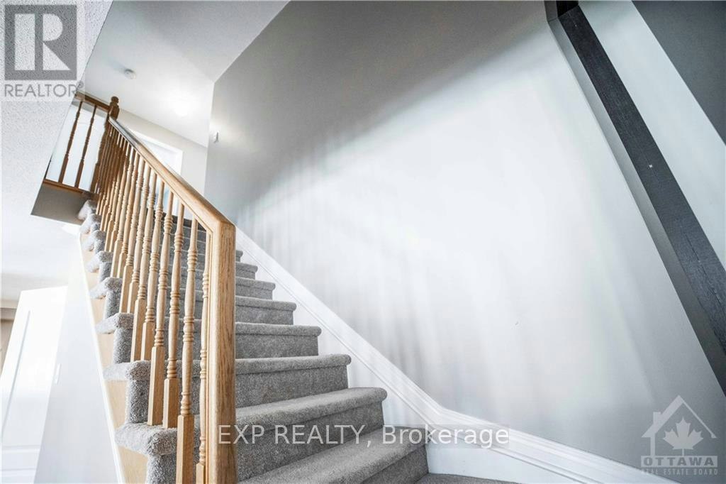 40 Alameda Way, Ottawa, ON, K2J 5B3 - 11