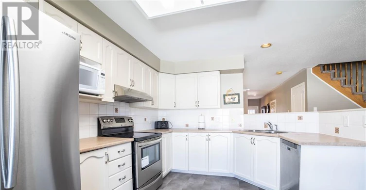 40 Alameda Way, Ottawa, ON, K2J 5B3 - 9