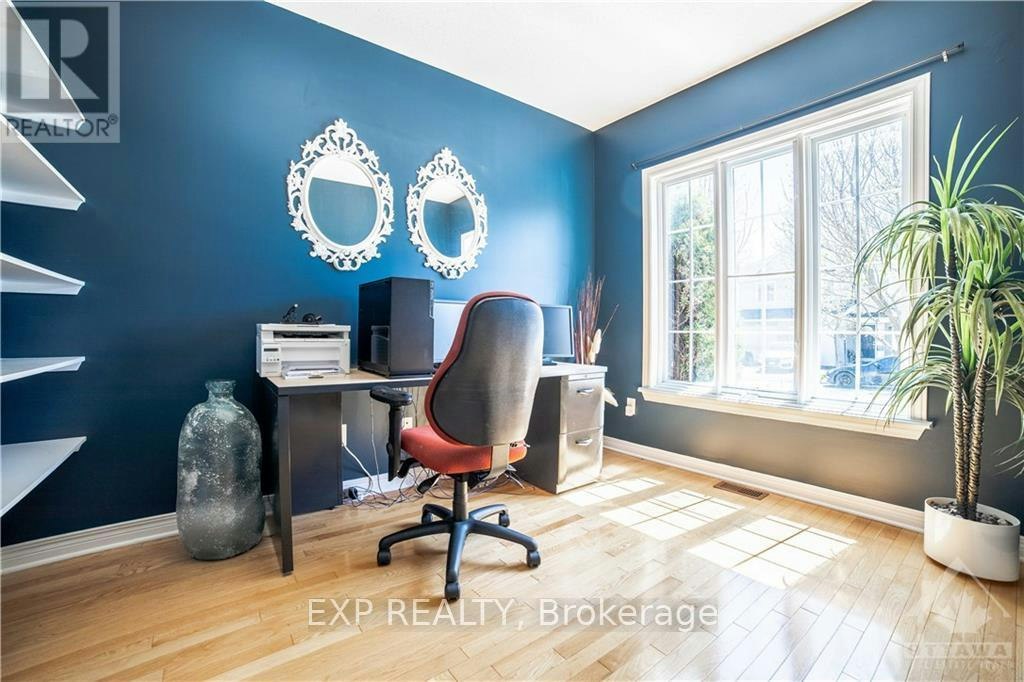 40 Alameda Way, Ottawa, ON, K2J 5B3 - 3