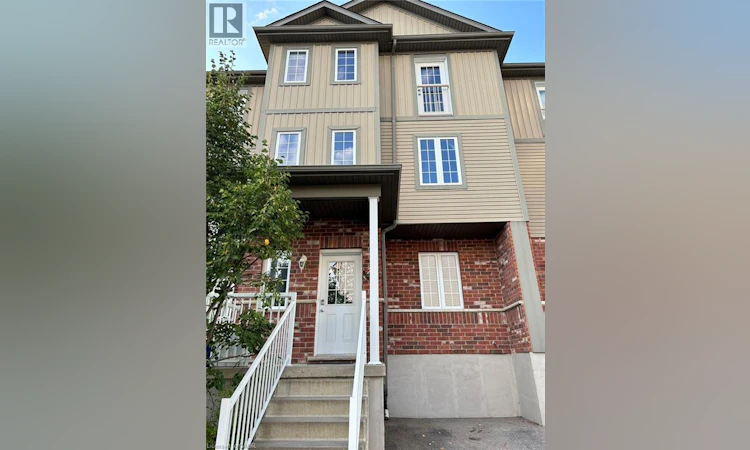 24-55 Mooregate Crescent