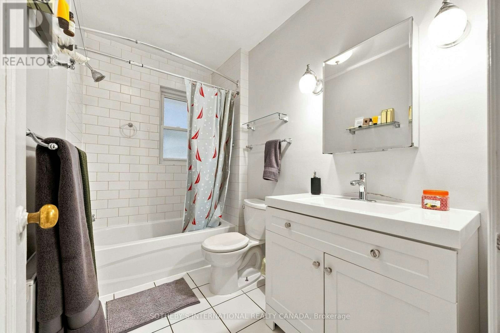 MAIN-14 Kilbarry Road, Toronto, ON, M5P 1K5 - 13