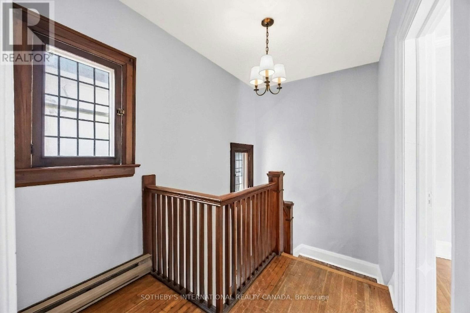 UPPER-14 Kilbarry Road, Toronto, ON, M5P 1K5 - 3