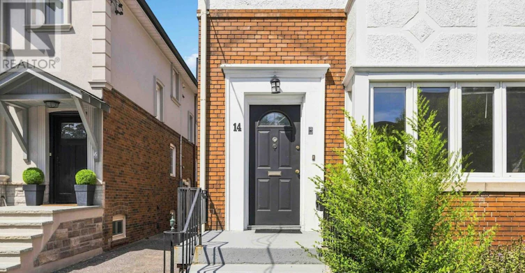 UPPER-14 Kilbarry Road, Toronto, ON, M5P 1K5 - 2