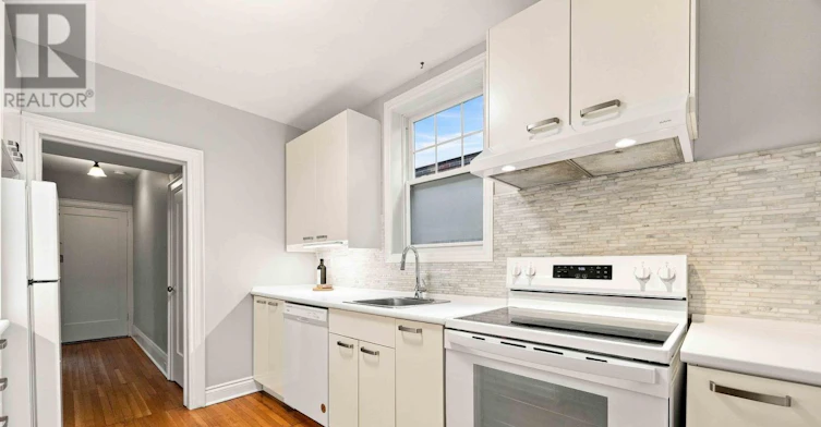 UPPER-14 Kilbarry Road, Toronto, ON, M5P 1K5 - 8