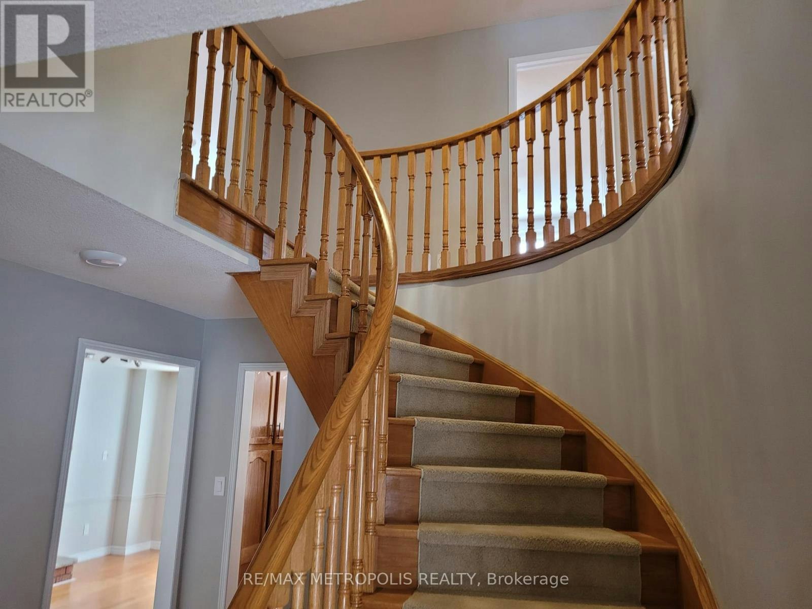 83 Windrush Trail, Toronto, ON, M1C 3Z9 - 2