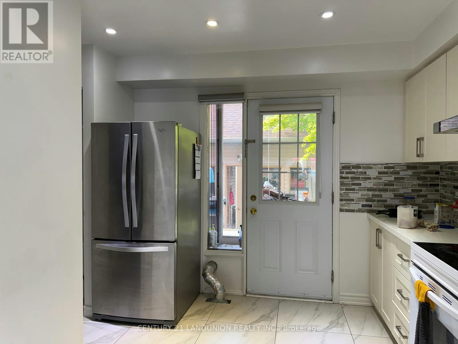9544 Sheppard Avenue E, Toronto, ON, M1B 5Z4 - 4