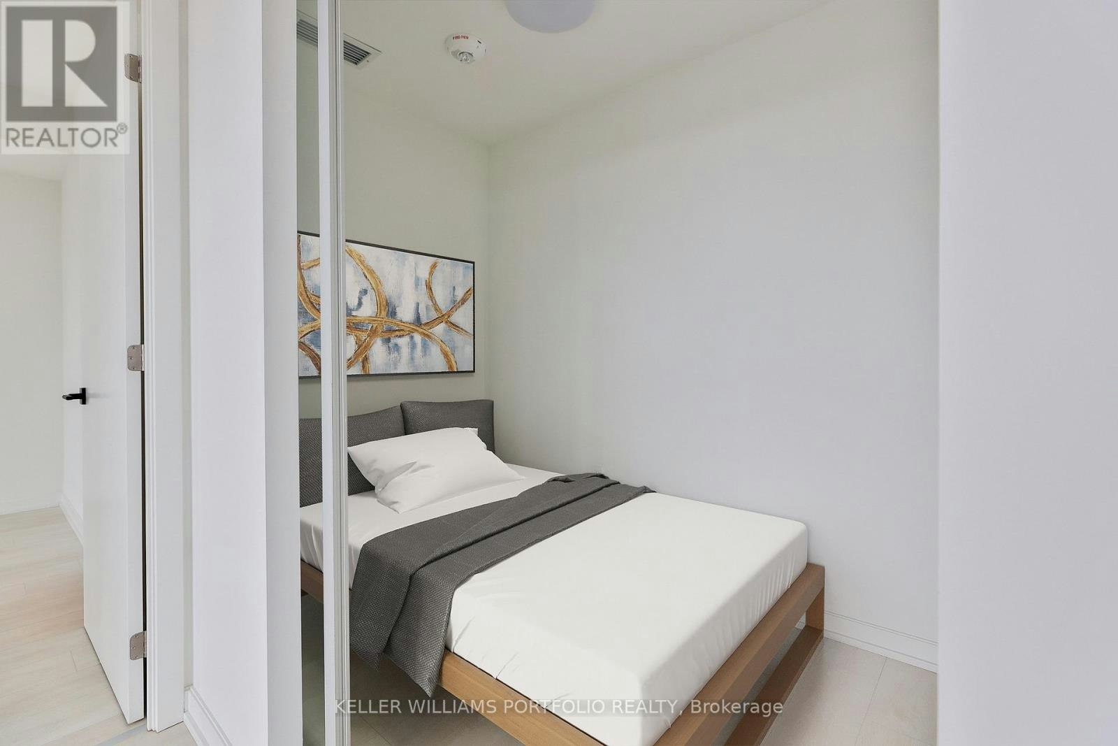 2406-1285 Dupont Street, Toronto, ON, M6H 0E3 - 9