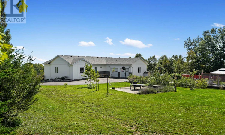 635 Northumberland Heights Road