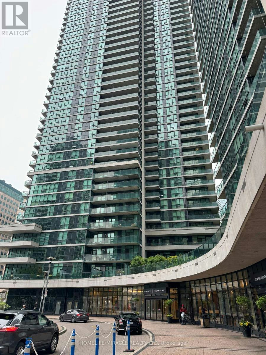 3702-33 Bay Street, Toronto, ON, M5J 2Z3
