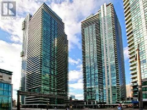 3702-33 Bay Street, Toronto, ON, M5J 2Z3 - 2
