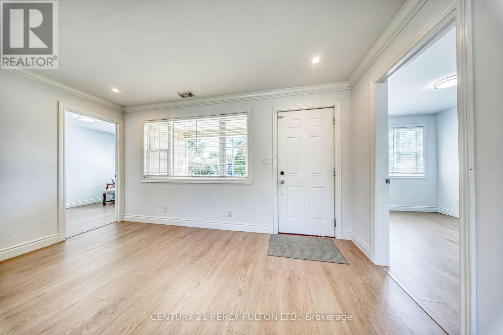 242 Simcoe Avenue, Georgina, ON, L4P 2H8 - 10