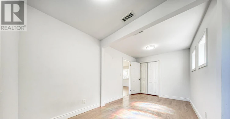 242 Simcoe Avenue, Georgina, ON, L4P 2H8 - 23