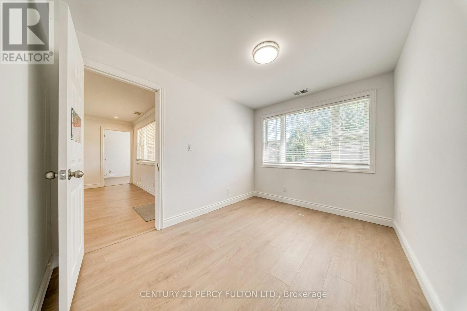 242 Simcoe Avenue, Georgina, ON, L4P 2H8 - 26