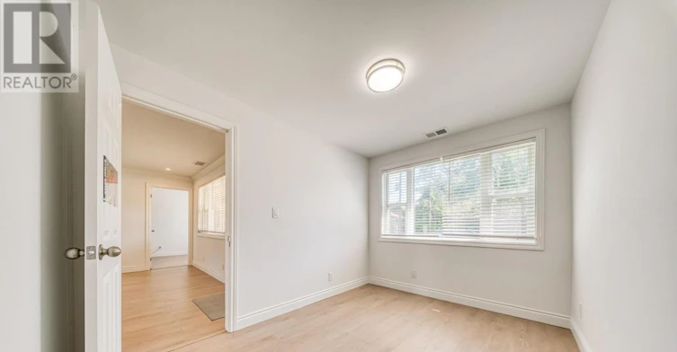 242 Simcoe Avenue, Georgina, ON, L4P 2H8 - 26