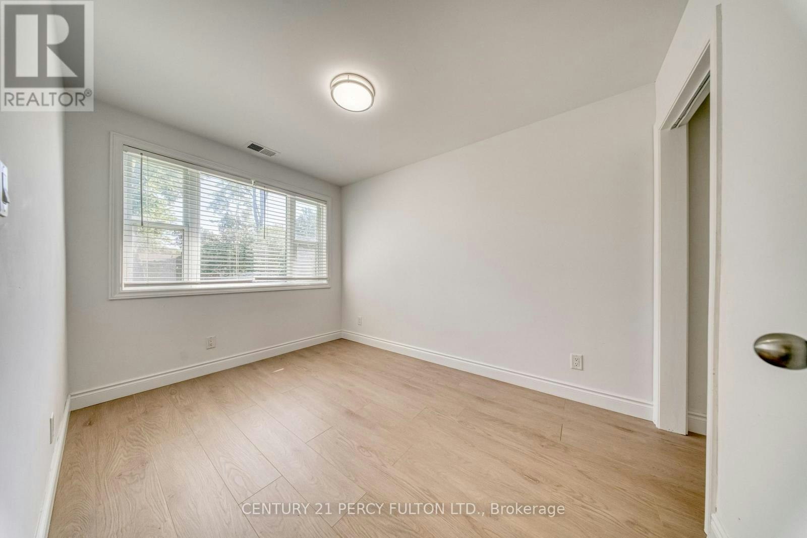 242 Simcoe Avenue, Georgina, ON, L4P 2H8 - 25