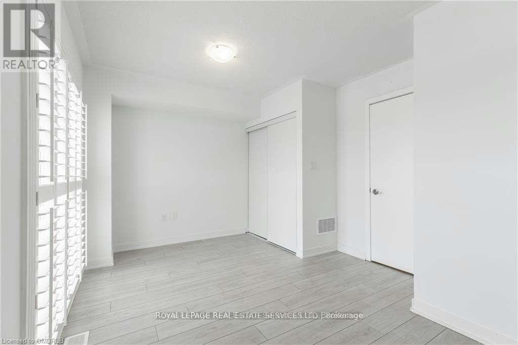 3047 Cherry Blossom, Burlington, ON, L7M 2A9 - 7