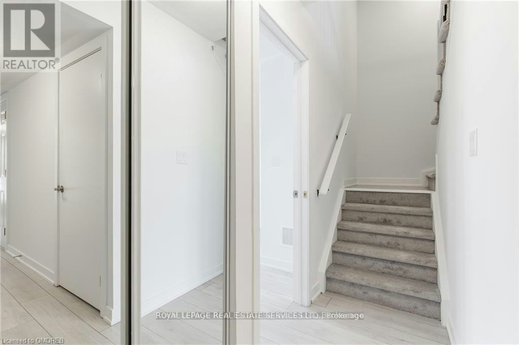 3047 Cherry Blossom, Burlington, ON, L7M 2A9 - 5