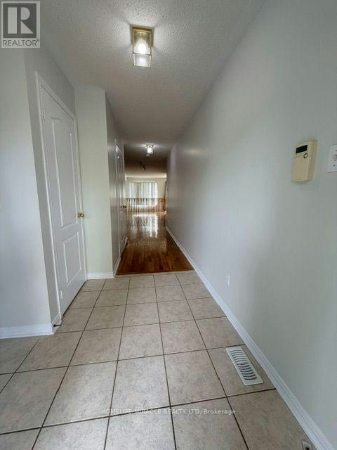 7-6391 Spinnaker Circle, Mississauga, ON, L5W 1Z4 - 3