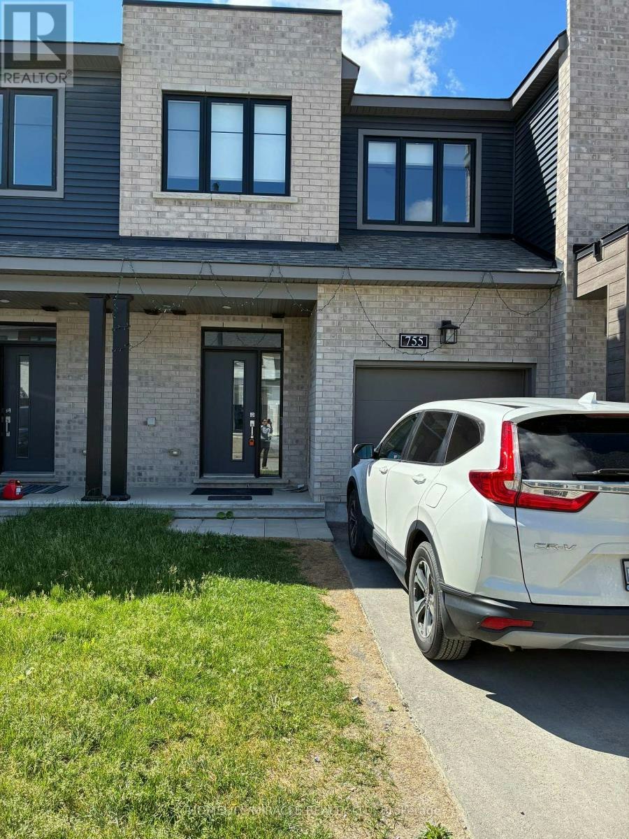 755 Fairline Row, Ottawa, ON, K2V 0M4