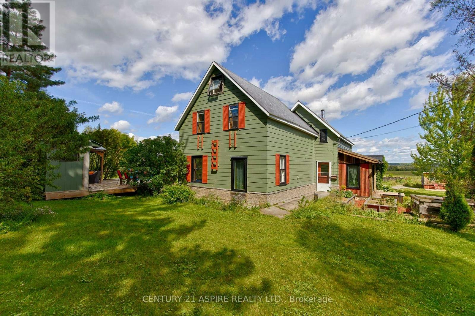 2552 Micksburg Road, Laurentian Valley, ON, K8A 6W4
