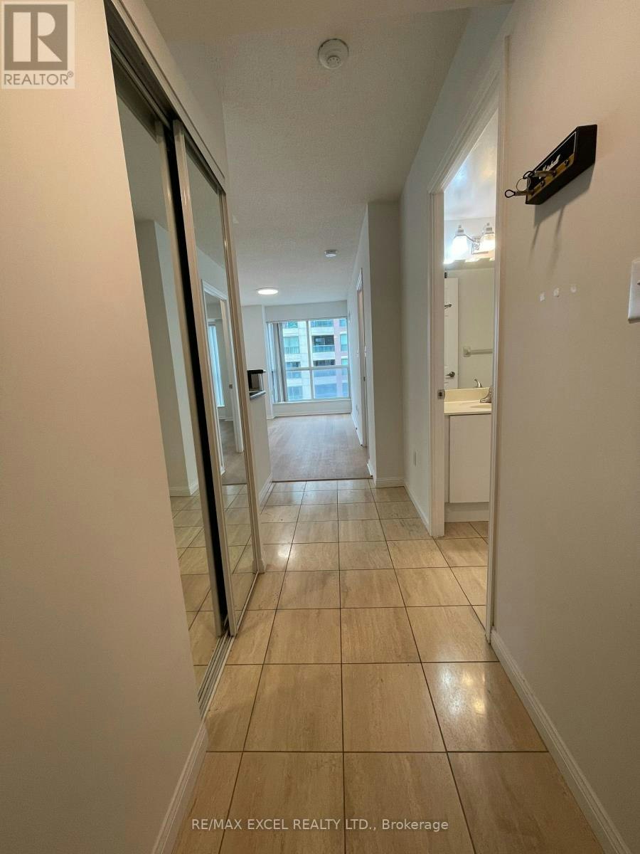 1712-23 Lorraine Drive, Toronto, ON, M2N 6Z6 - 3