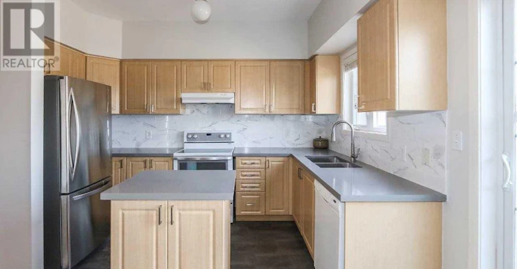 3-1250 St Martins Drive, Pickering, ON, L1W 1J3 - 6
