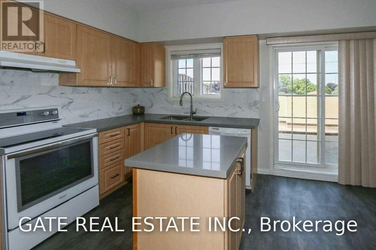 3-1250 St Martins Drive, Pickering, ON, L1W 1J3 - 5