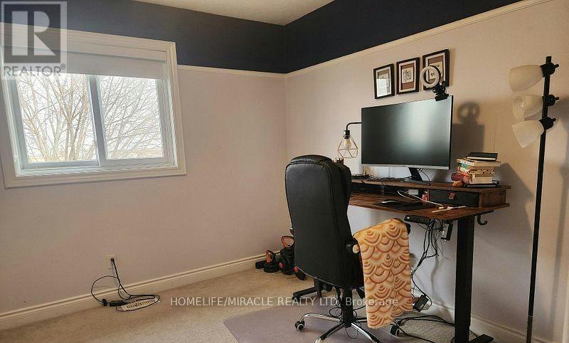 388 Thomas Slee Drive, Kitchener, ON, N2P 2X5 - 5