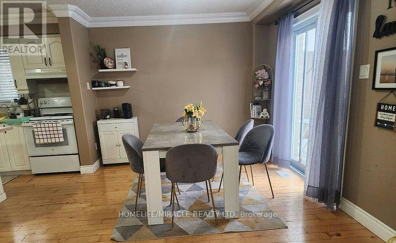 388 Thomas Slee Drive, Kitchener, ON, N2P 2X5 - 3