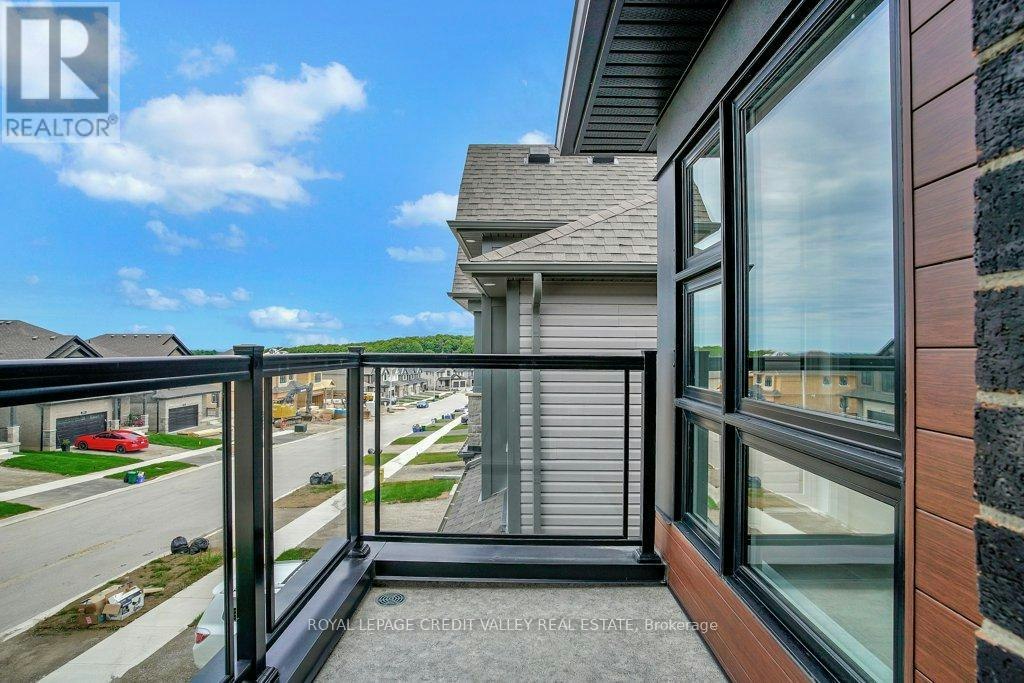 375 Chokecherry Crescent, Waterloo, ON, N2V 0H1 - 25