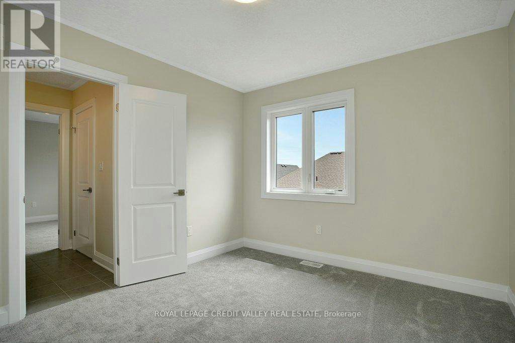 375 Chokecherry Crescent, Waterloo, ON, N2V 0H1 - 32