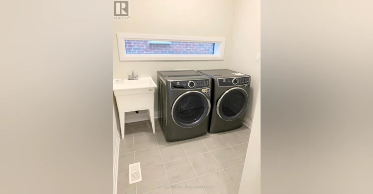 375 Chokecherry Crescent, Waterloo, ON, N2V 0H1 - 8