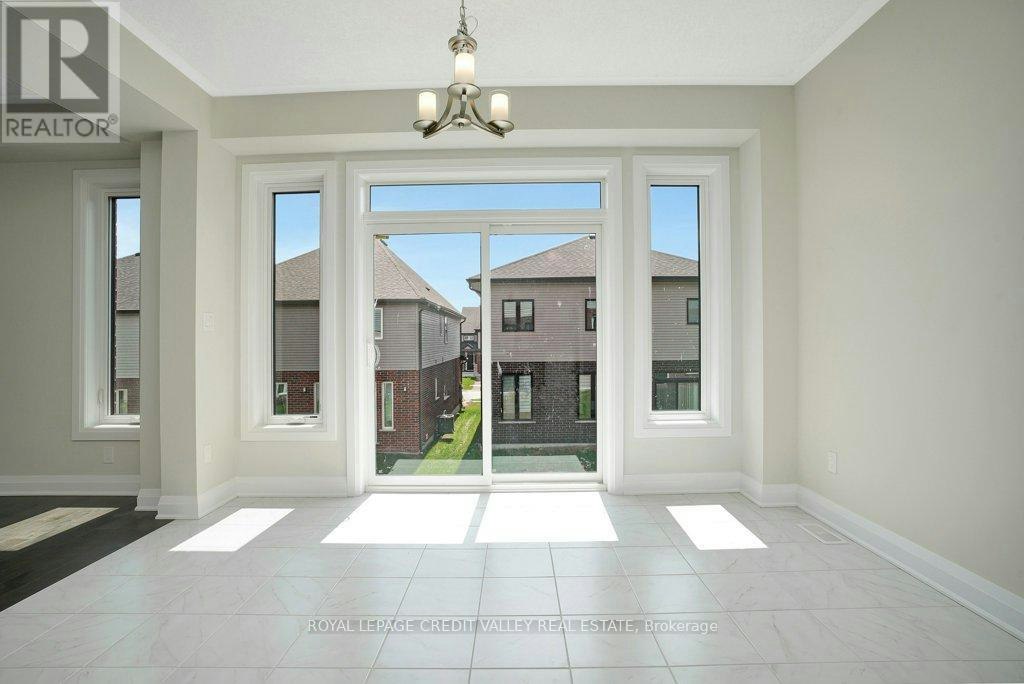 375 Chokecherry Crescent, Waterloo, ON, N2V 0H1 - 15