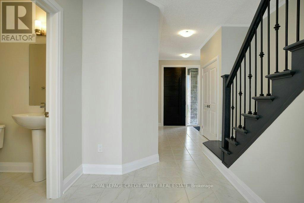 375 Chokecherry Crescent, Waterloo, ON, N2V 0H1 - 9