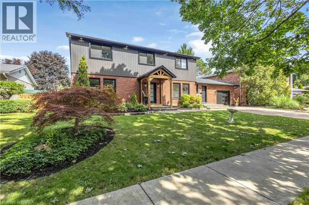 9 Rollingwood Crescent, Brantford, ON, N3R 5Z7
