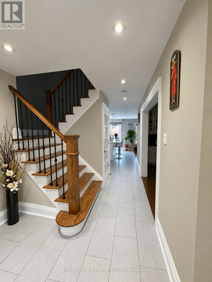 32 Marsdale Crescent, Toronto, ON, M1X 1G7 - 5