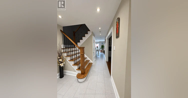 32 Marsdale Crescent, Toronto, ON, M1X 1G7 - 5