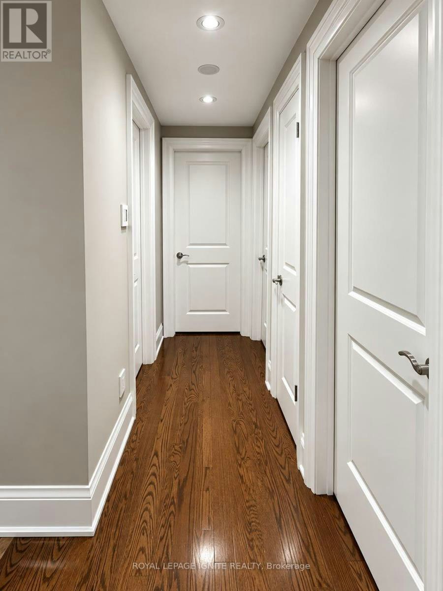 32 Marsdale Crescent, Toronto, ON, M1X 1G7 - 17