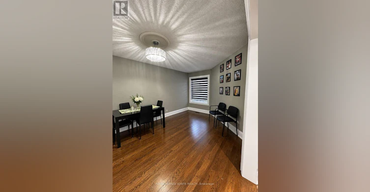 32 Marsdale Crescent, Toronto, ON, M1X 1G7 - 14