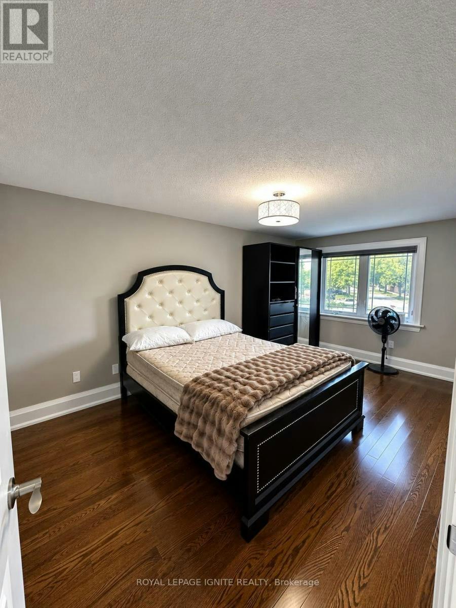 32 Marsdale Crescent, Toronto, ON, M1X 1G7 - 15