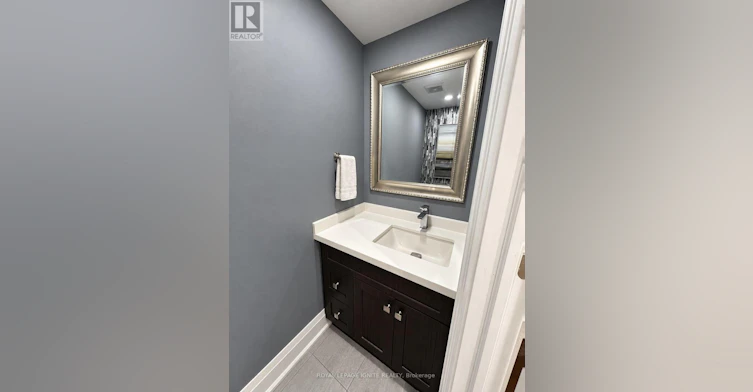 32 Marsdale Crescent, Toronto, ON, M1X 1G7 - 8