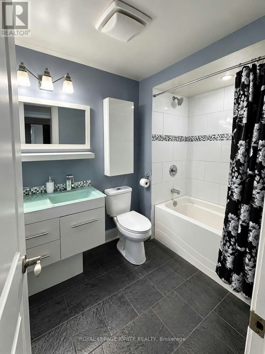 32 Marsdale Crescent, Toronto, ON, M1X 1G7 - 21