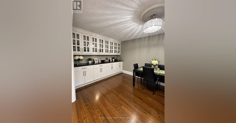 32 Marsdale Crescent, Toronto, ON, M1X 1G7 - 10