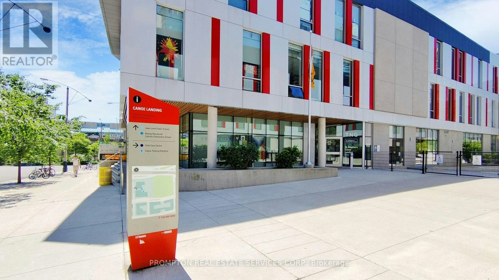 203-9 Spadina Avenue, Toronto, ON, M5V 3V5 - 35