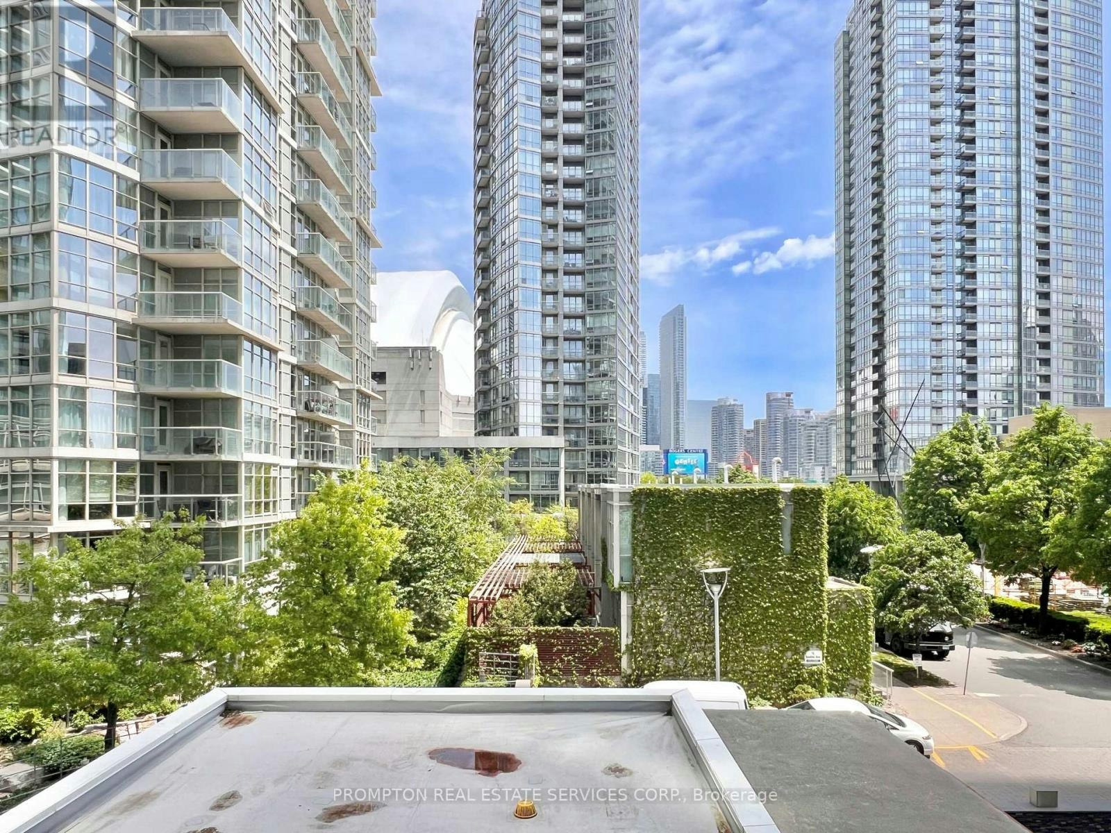 203-9 Spadina Avenue, Toronto, ON, M5V 3V5 - 20