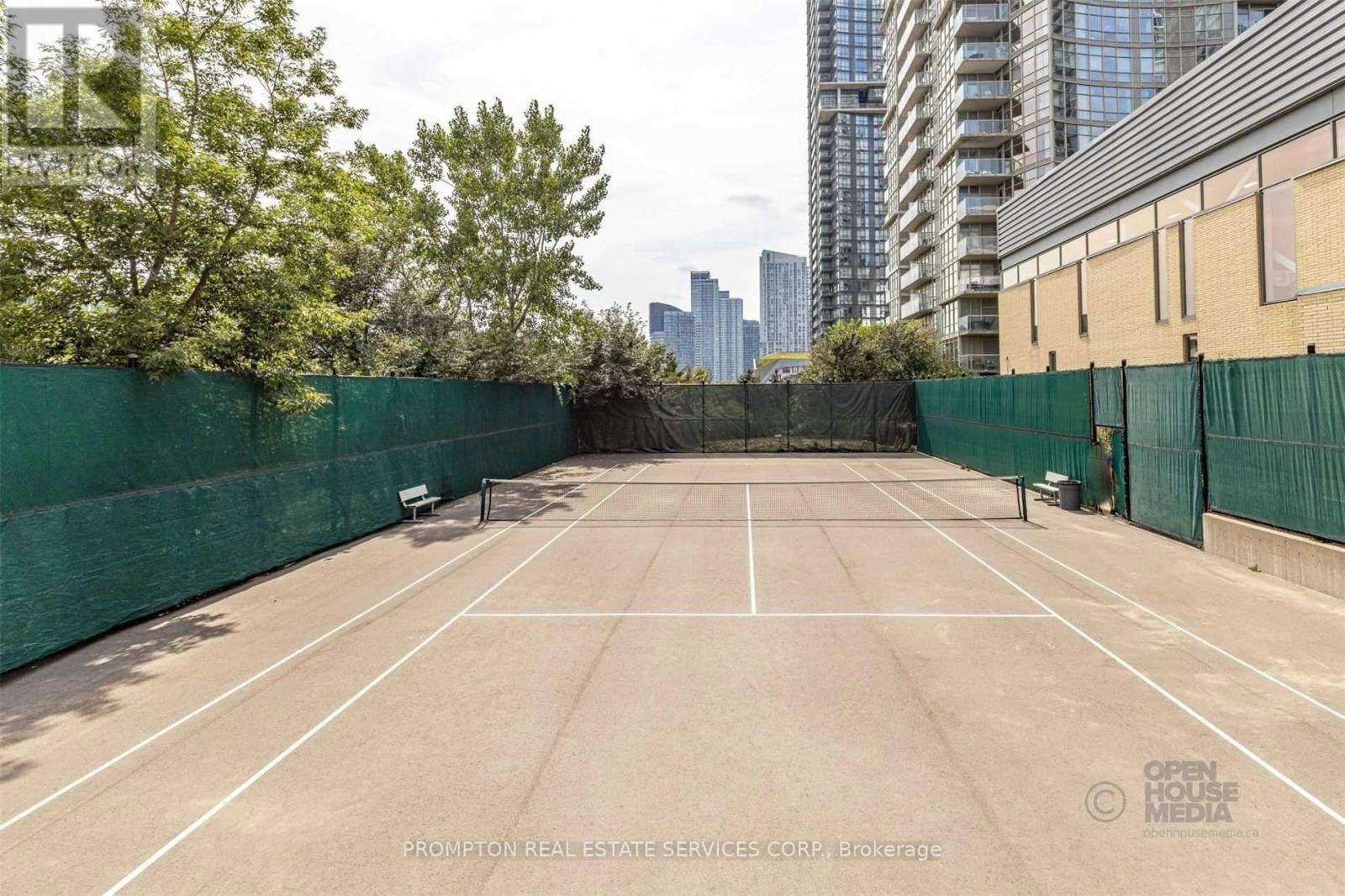 203-9 Spadina Avenue, Toronto, ON, M5V 3V5 - 31