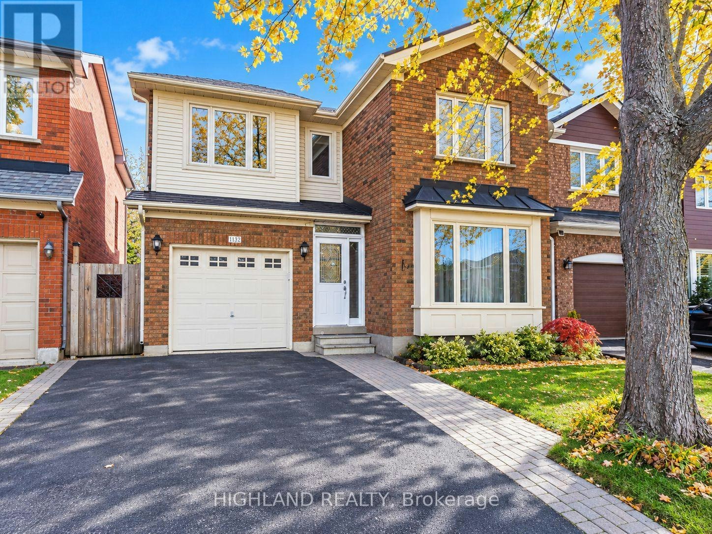 1132 Glen Valley Road, Oakville, ON, L6M 3K8