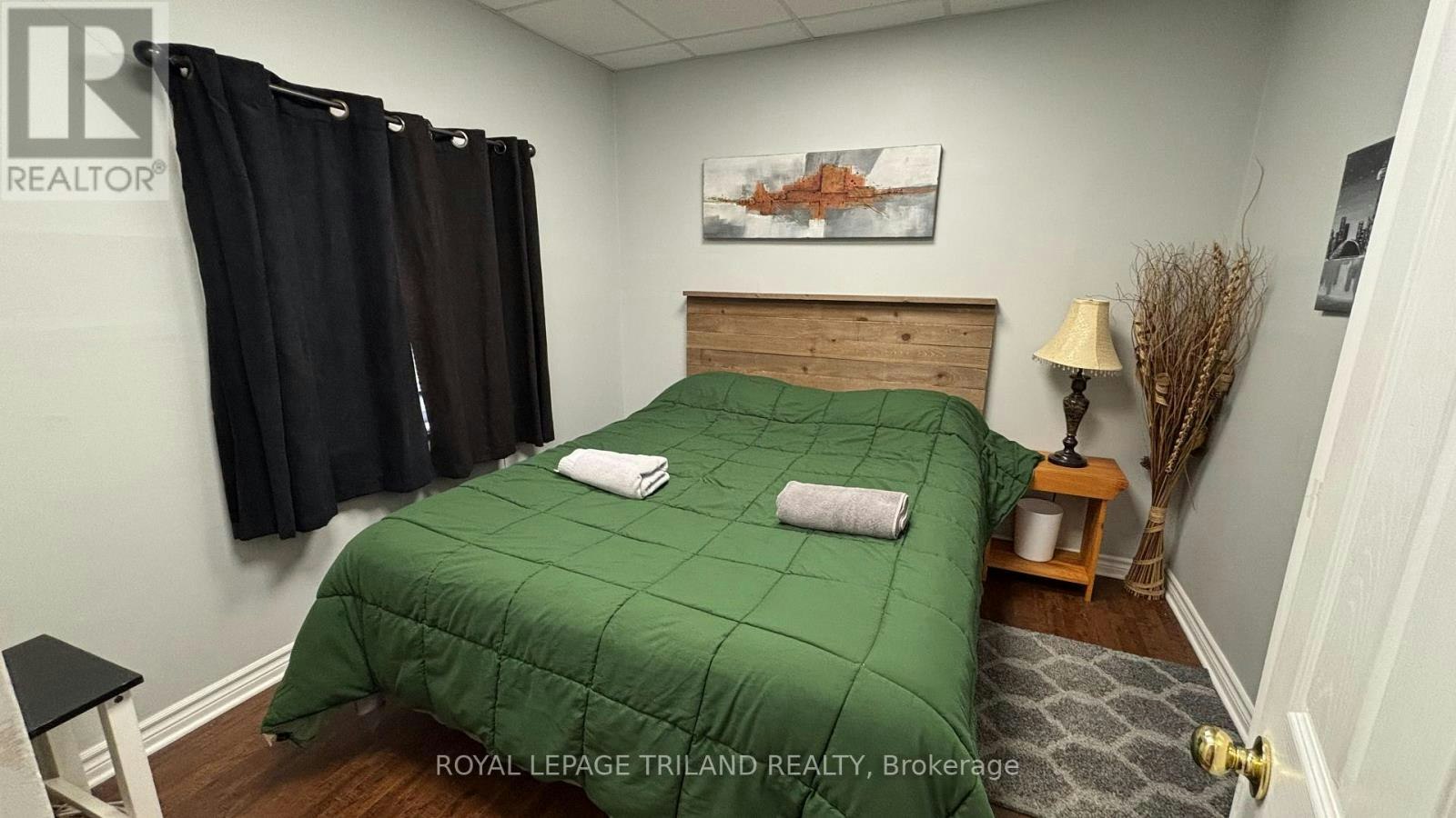 MAIN-279 Charlotte Street, Port Stanley, ON, N5L 1A8 - 7