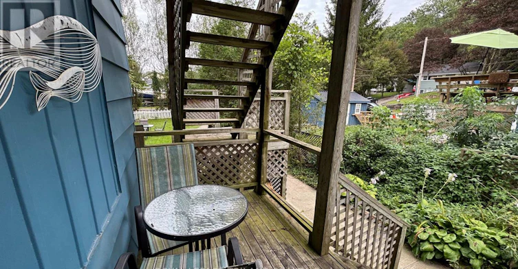 MAIN-279 Charlotte Street, Port Stanley, ON, N5L 1A8 - 10